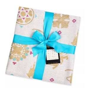 𝅺FANTASYLAND Castle Woven Throw – Disneyland